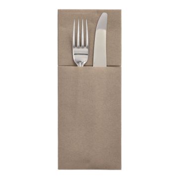 Bestek servet van airlaid 1/8 vouw 40 cm x 48 cm taupe, bestekzakje en servet, pochetto